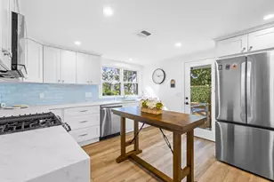 11 Palm St, Falmouth, MA 02536 - Photo 13