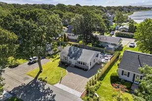 11 Palm St, Falmouth, MA 02536 - Photo 37