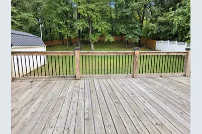 1042 W Boylston St, Worcester, MA 01606 - Photo 23