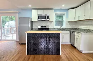 1042 W Boylston St, Worcester, MA 01606 - Photo 7