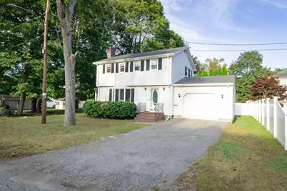 38 Guild St #1, Lowell, MA 01852 - Photo 1