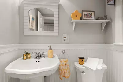 70 Longview Road, Reading, MA 01867 - Photo 7