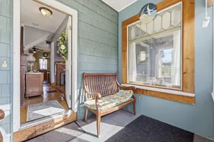22 Lemuel Ave, Chicopee, MA 01013 - Photo 5