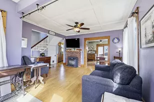 22 Lemuel Ave, Chicopee, MA 01013 - Photo 9