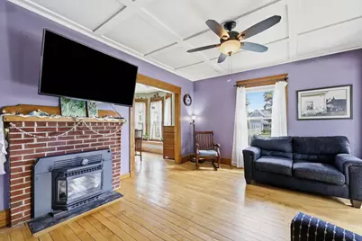 22 Lemuel Ave, Chicopee, MA 01013 - Photo 11