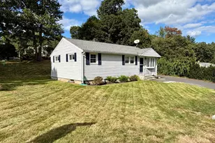 82 Walnut St, Oxford, MA 01540 - Photo 3
