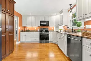 115 Quincy Rd, Tewksbury, MA 01876 - Photo 9