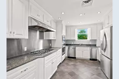 1 Longbeach Ave #101, Hull, MA 02045 - Photo 7