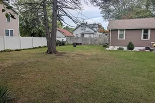 195 Ambrose, Springfield, MA 01109 - Photo 23