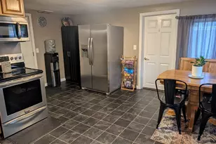 195 Ambrose, Springfield, MA 01109 - Photo 19