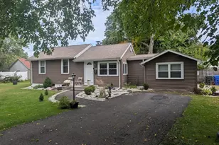 195 Ambrose, Springfield, MA 01109 - Photo 3