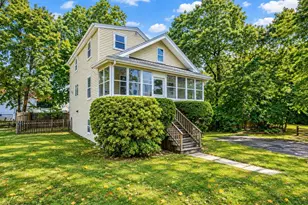 4 Circuit Rd, Braintree, MA 02184 - Photo 1