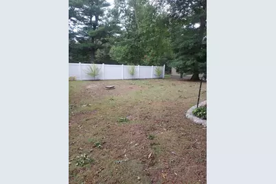 25 Holloway St, Berkley, MA 02779 - Photo 11
