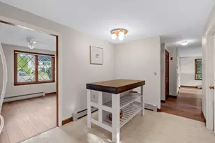 33 Old Carriage Ln, Braintree, MA 02184 - Photo 11