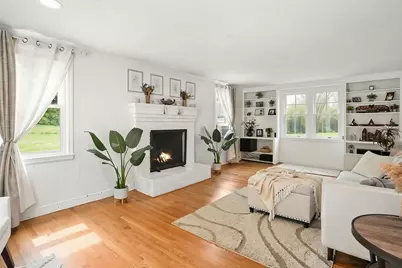 22 Townsend Dr, West Boylston, MA 01583 - Photo 5