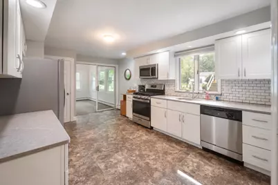 39 Montrose Ave, Wakefield, MA 01880 - Photo 23
