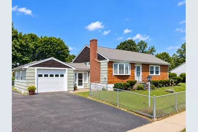 642 Rathbun St, Blackstone, MA 01504 - Photo 1