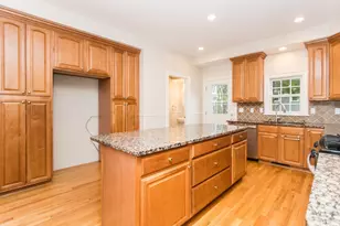 30 Fuller St, Waltham, MA 02453 - Photo 5