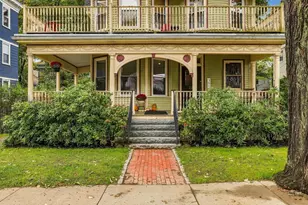 22 Hewlett St, Boston, MA 02131 - Photo 3