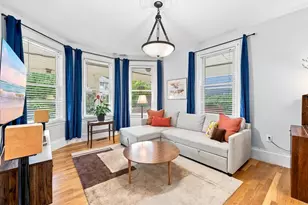 22 Hewlett St, Boston, MA 02131 - Photo 9