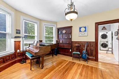 22 Hewlett St #1, Boston, MA 02131 - Photo 11