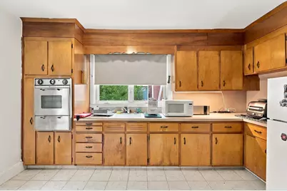 36 Hastings St, Boston, MA 02132 - Photo 33