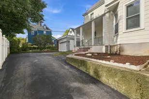 36 Hastings St, Boston, MA 02132 - Photo 5