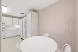 770 Salisbury St, Worcester, MA 01609 - Photo 15