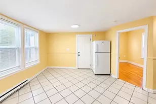 37 Maverick St, Chelsea, MA 02150 - Photo 11