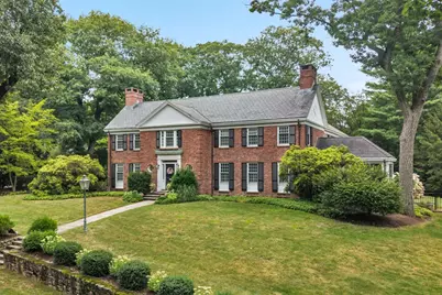 135 Edmunds Road, Wellesley, MA 02481 - Photo 3