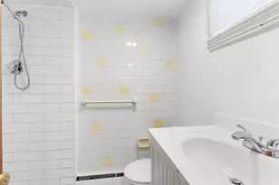 42 Marlboro St, Worcester, MA 01604 - Photo 21