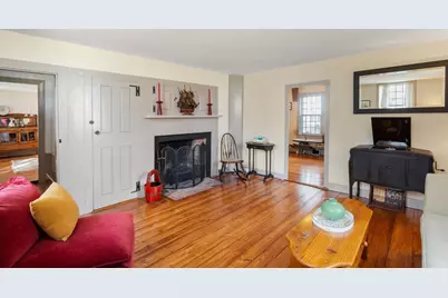 8 Winter St, Plymouth, MA 02360 - Photo 11