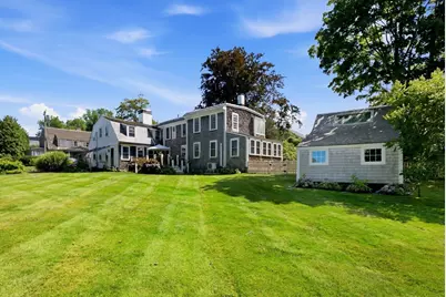 8 Winter St, Plymouth, MA 02360 - Photo 5