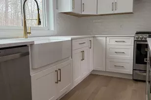 24 Danforth St, Rehoboth, MA 02769 - Photo 3