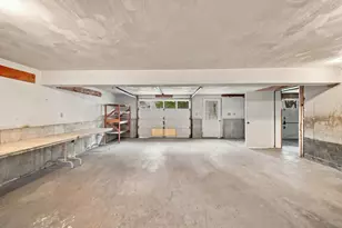 29 Dale Ave, Leominster, MA 01453 - Photo 35