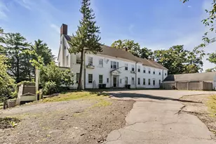 43 Whitehall Cir, Beverly, MA 01915 - Photo 3