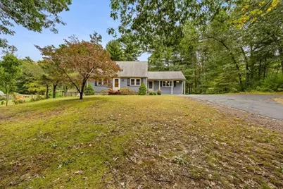 211 Cross St, Hanson, MA 02341 - Photo 29