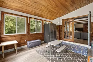 211 Cross St, Hanson, MA 02341 - Photo 7