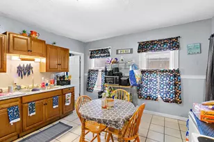 11 Glenwood St, Worcester, MA 01610 - Photo 23