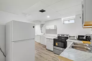 11 Glenwood St, Worcester, MA 01610 - Photo 41