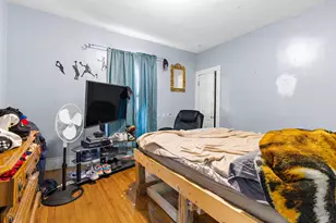 11 Glenwood St, Worcester, MA 01610 - Photo 9