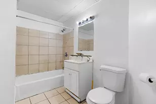 11 Glenwood St, Worcester, MA 01610 - Photo 11