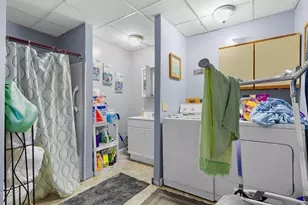 11 Glenwood St, Worcester, MA 01610 - Photo 11