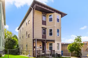 11 Glenwood St, Worcester, MA 01610 - Photo 3