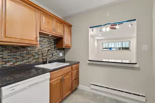 18 Pond St, Boston, MA 02130 - Photo 7