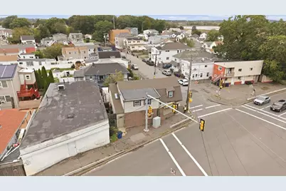 831 N Shore Rd, Revere, MA 02151 - Photo 29