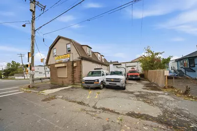 831 N Shore Rd, Revere, MA 02151 - Photo 23