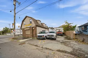 831 N Shore Rd, Revere, MA 02151 - Photo 23