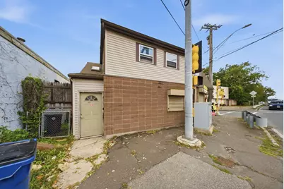831 N Shore Rd, Revere, MA 02151 - Photo 3