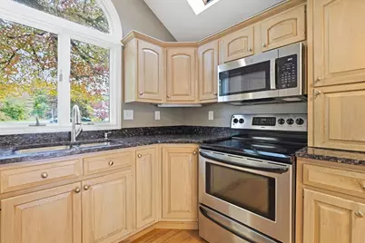 185 Miller St, Ludlow, MA 01056 - Photo 7